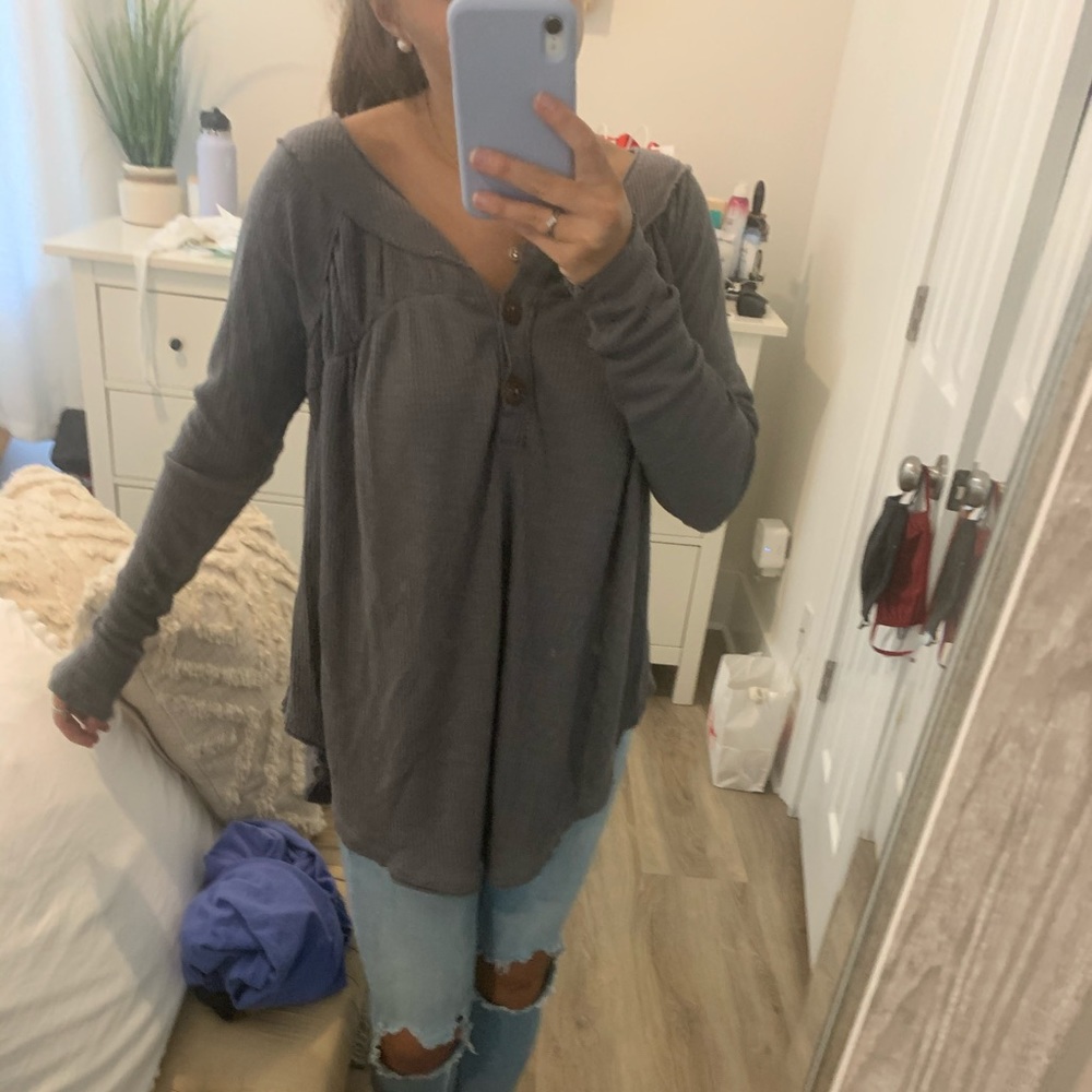 Flowy Grey/purple long sleeve